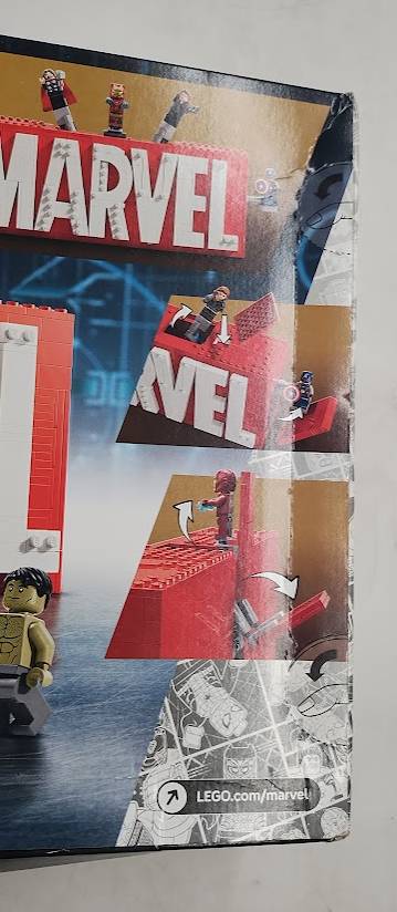 LEGO Marvel Logo & Minifigures Collectible Building Toy 76313.SEE DETAILS.