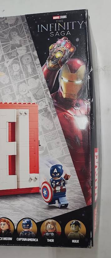 LEGO Marvel Logo & Minifigures Collectible Building Toy 76313.SEE DETAILS.