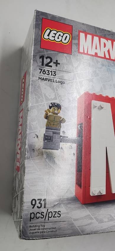 LEGO Marvel Logo & Minifigures Collectible Building Toy 76313.SEE DETAILS.