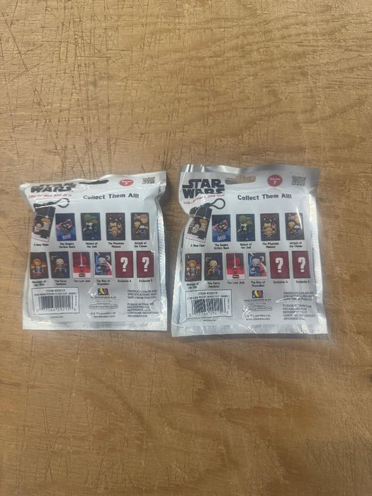LOT OF 2 Star Wars Collectible Bag Clip Series 7---STYLES VARY LOT OF 2