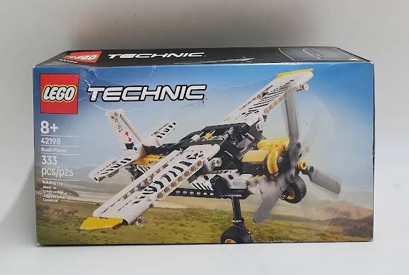 LEGO Technic Bush Plane, 4-Cylinder Piston Engine 42198 SEE DETAILS