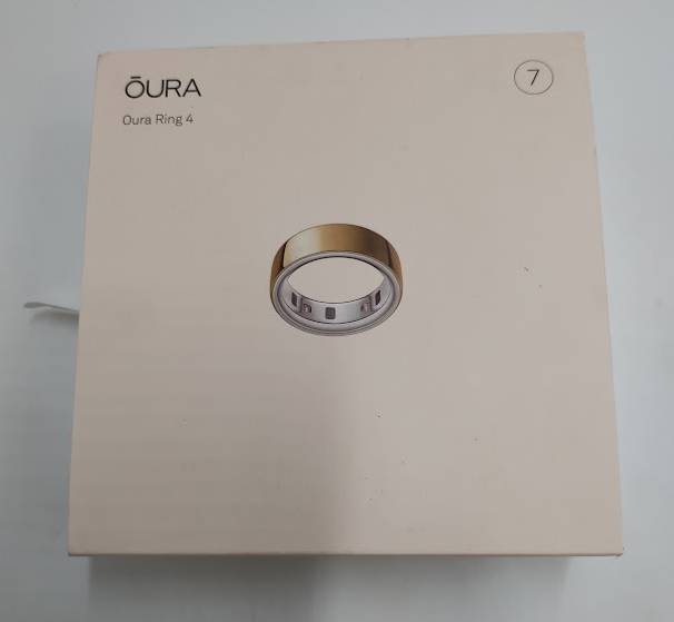 Oura Ring 4 Gold - Size 7 **PRE OWNED**