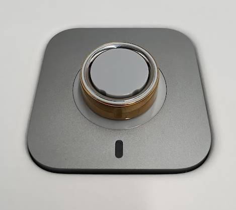 Oura Ring 4 Gold - Size 7 **PRE OWNED**