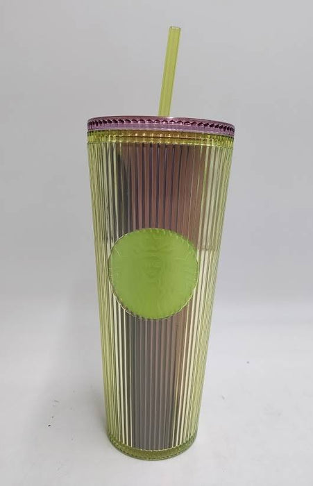 Starbucks Green Pleated Plastic Cold Cup - 24 fl oz
