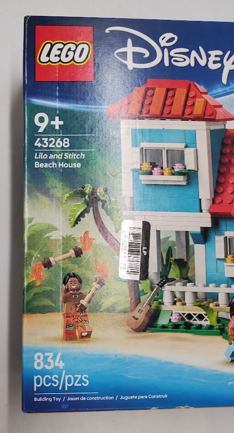 LEGO Disney Lilo and Stitch Beach House 5 Minifigures 43268 SEE DETAILS