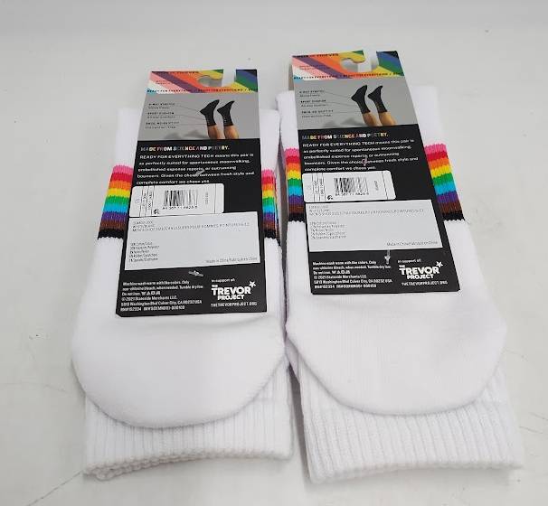 LOT OF 2!! Pair of Thieves Men's Rainbow Print Cushion Crew Socks - White 6-12