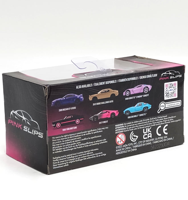 Jada 1:32 Pink Slips Diecast Car - 2009 NISSIAN GT-R (R35)