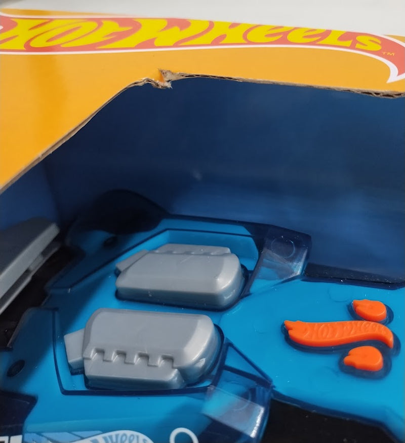 Hot Wheels Color Crashers Cyber Speeder Motorized Toy Vehicle SEE DETAILS