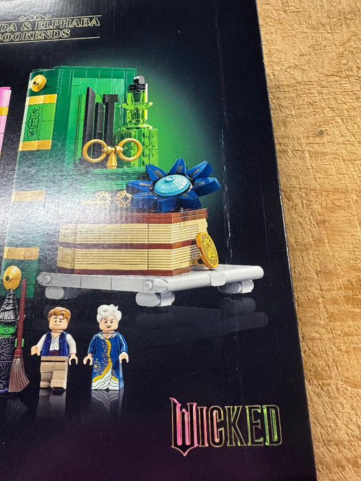 LEGO Wicked Glinda & Elphaba Bookends 75691 SEE DETAILS