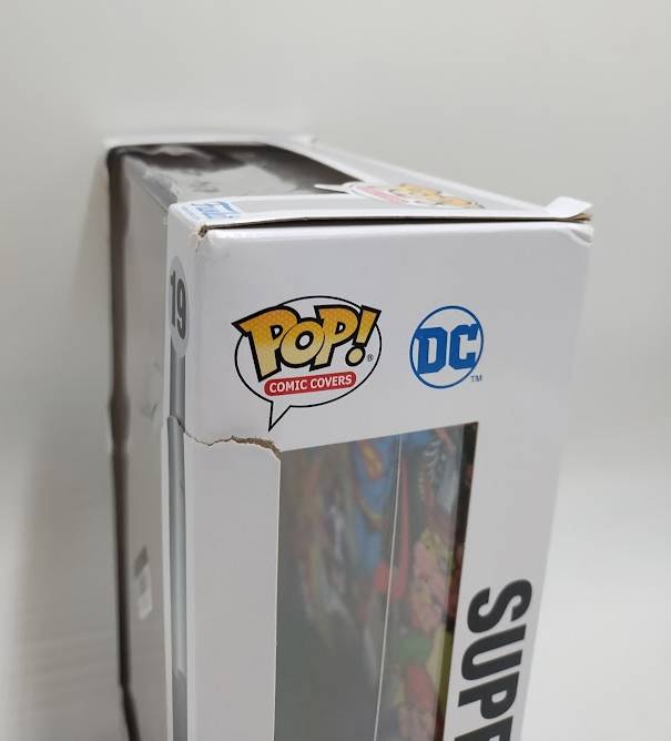 Funko POP! Comic Cover: DC Justice League of America Superman Figure SEE DETAILS