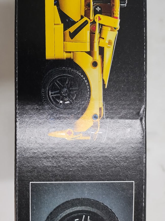 LEGO Technic Chevrolet Corvette Stingray 42205 SEE DETAILS