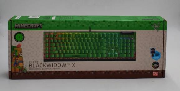 Razer BlackWidowV4 X Gaming Keyboard Green Switch - Minecraft Edition