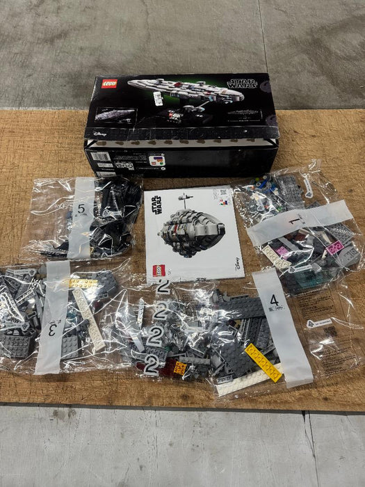LEGO Star Wars Home One Starcruiser 75405 SEE DETAILS OPEN BOX