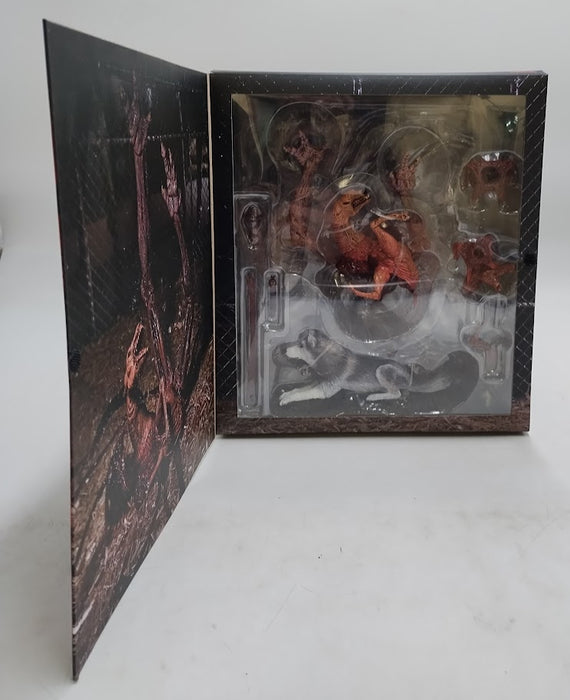 The Thing - THING Dog Creature Ultimate Deluxe 7" Action Figure SEE DETAILS