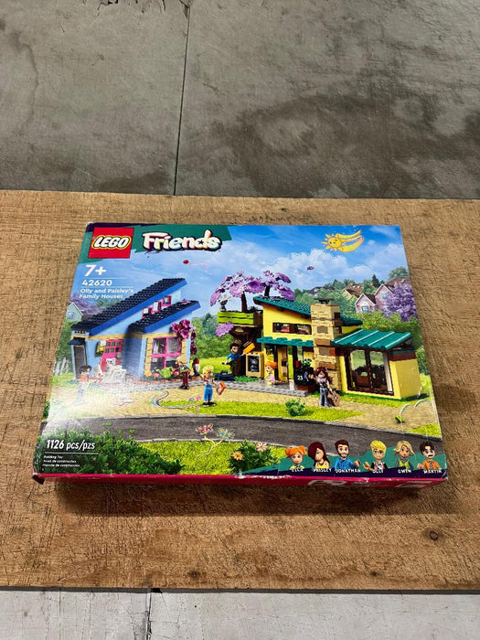 LEGO Friends Olly and Paisley's Family Houses Toy 42620 SEE DETAILS