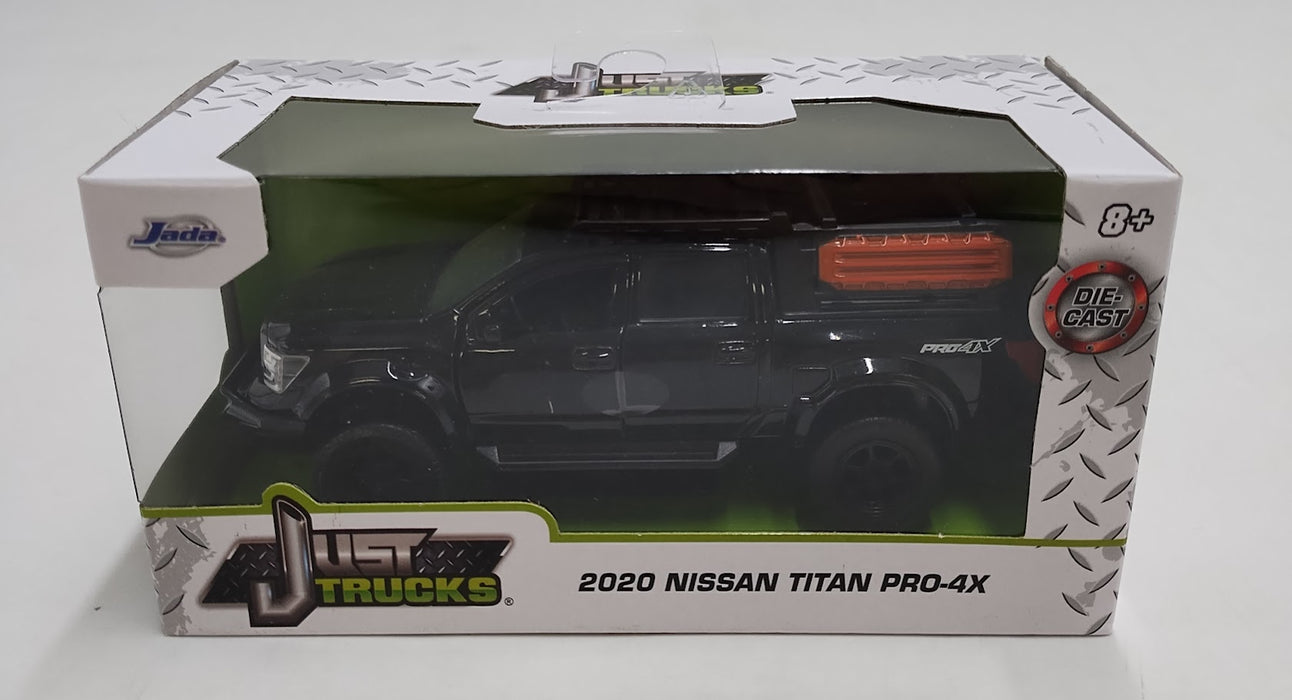 Just Trucks 1:32 Scale Die-Cast 2020 NISSAN TITAN PRO-4X