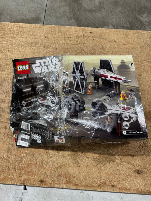 LEGO Star Wars TIE Fighter & X-Wing Mash-up Building Set 75393 SEE DETAILS