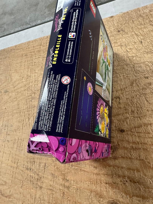 LEGO Botanicals Petite Sunny Bouquet Flower Building Set 10347 SEE DETAILS