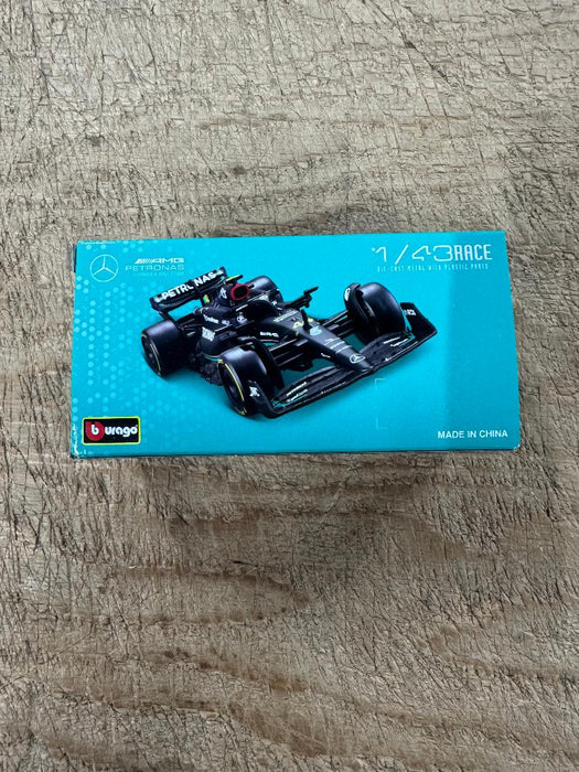 Bburago 2023 Mercedes-AMG F1 W14 E Performance