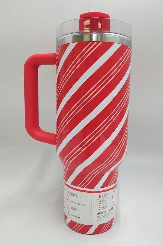 Stanley 40 oz H2.0 FlowState Quencher Tumbler Candy Cane Twist READ DESCRIPTION