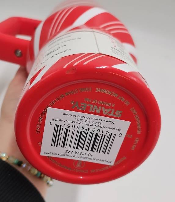 Stanley 40 oz H2.0 FlowState Quencher Tumbler Candy Cane Twist READ DESCRIPTION