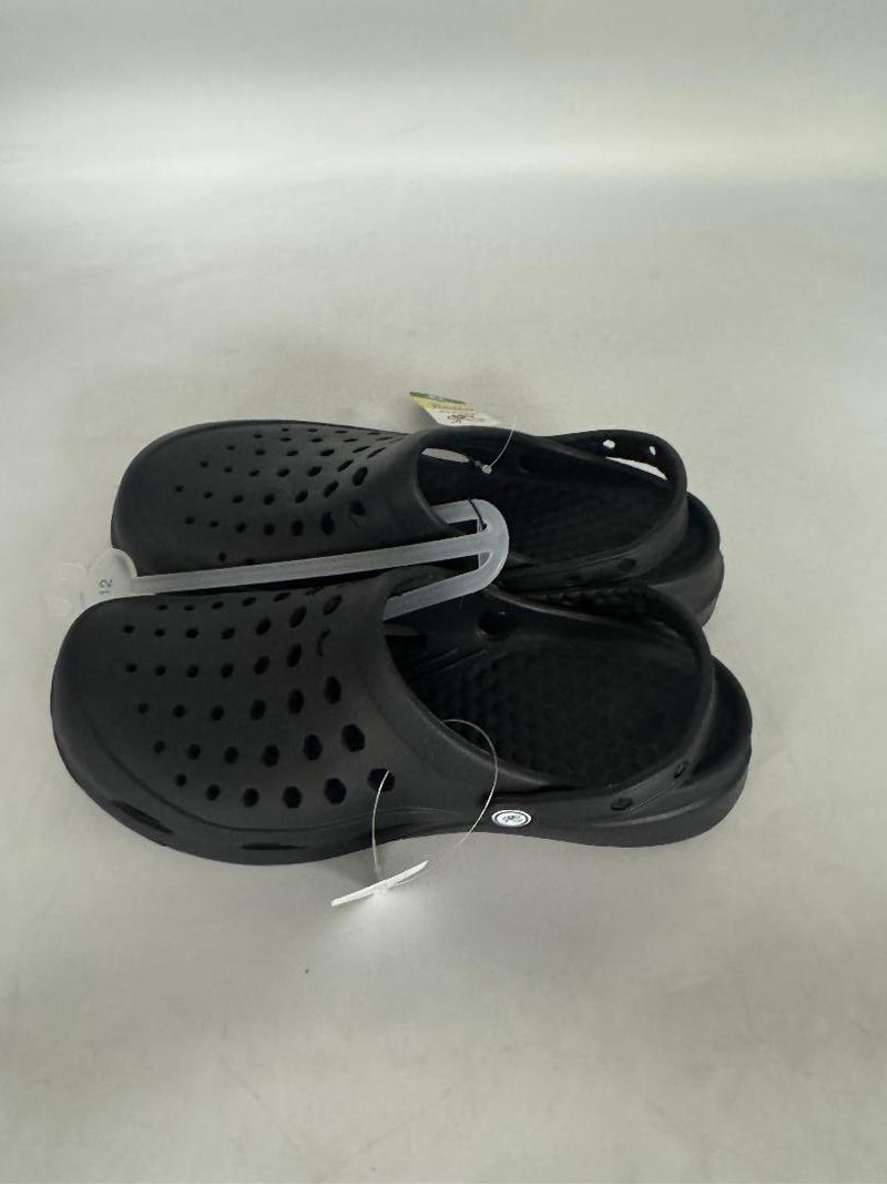 Men's Chance Clogs - Black 12: Slip On, Non Marking Outsole