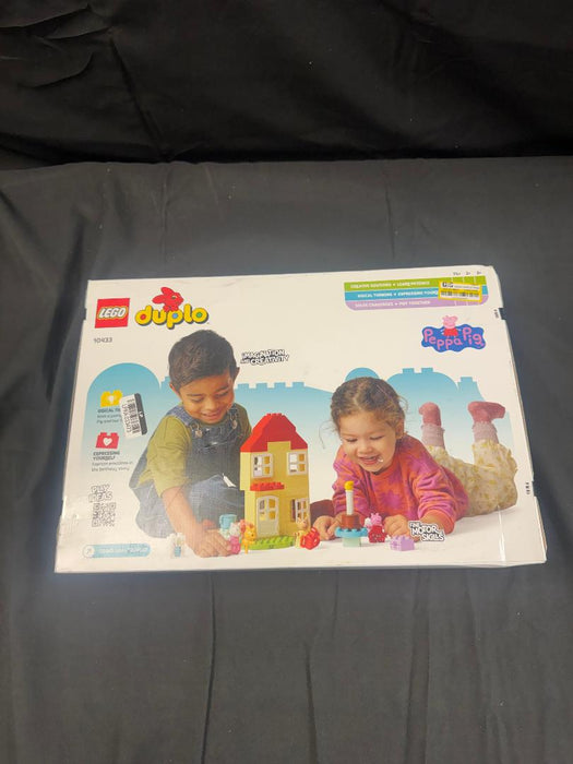 LEGO DUPLO Peppa Pig Birthday House 10433 SEE DETAILS