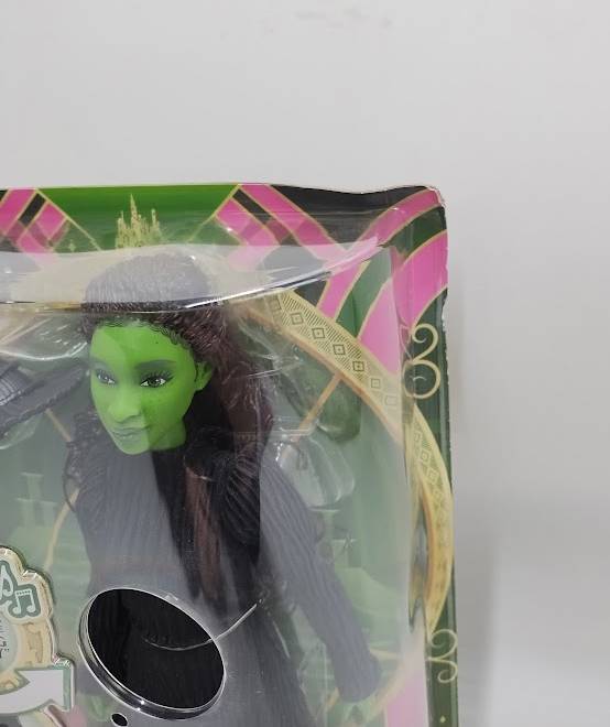 Universal Pictures Wicked Singing Elphaba - URL MISPRINT SEE DETAILS