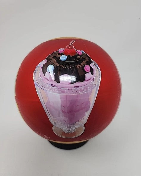 MAX Build More Snacks Series 1 Capsule ICE CREAM SUNDAE