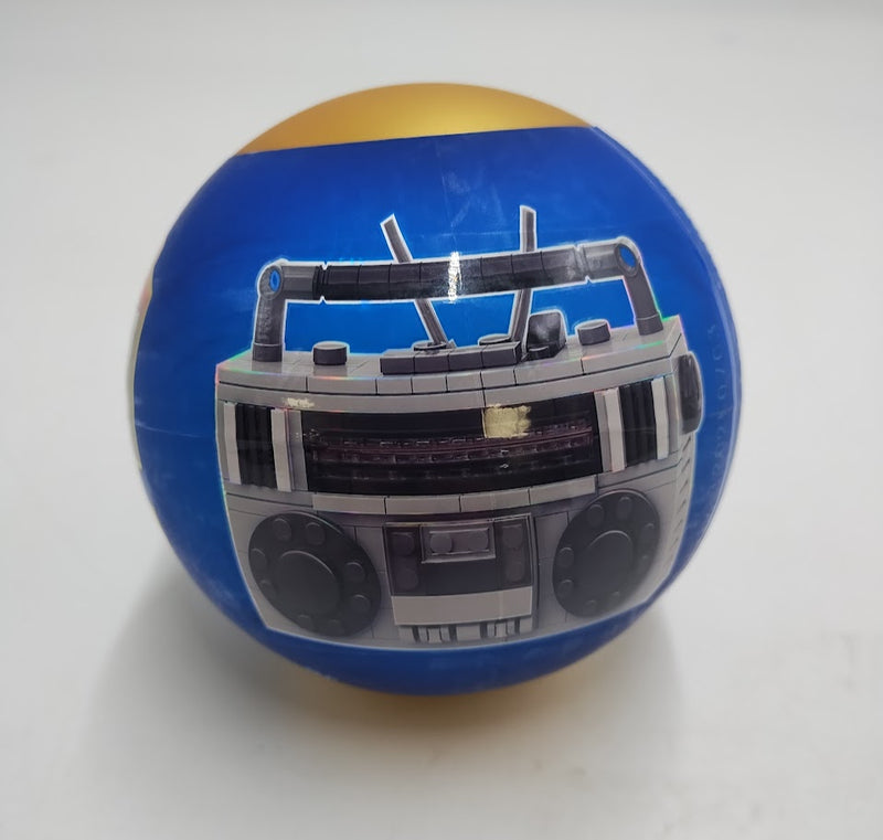 MAX Build More Retro Capsule CASSETTE RADIO