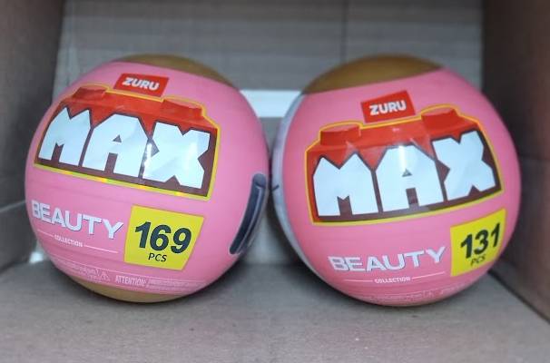 LOT OF 2 !! Zuru MAX Build More Premium Capsules - Beauty