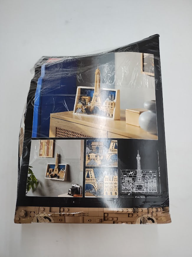 LEGO Architecture Paris - City of Love 21064 SEE DETAILS