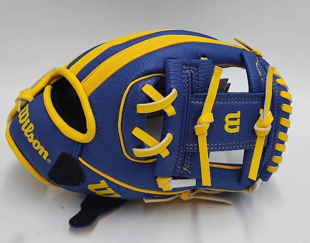 Wilson A200 Savannah Bananas T-Ball Glove
