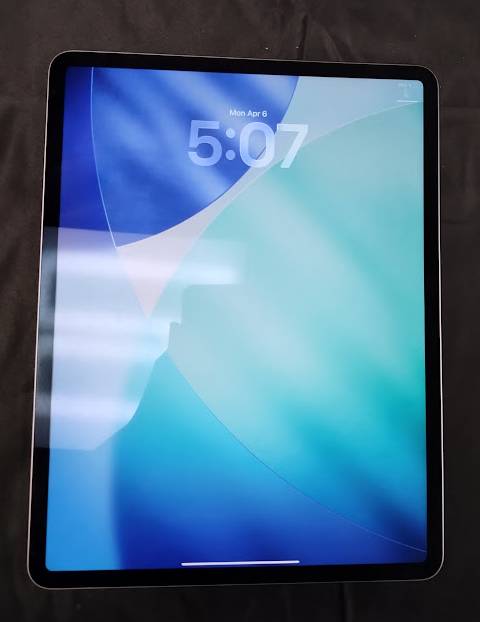 Apple iPad Air (M3) 13 inch Wi-Fi 128GB - Space Gray -PRE-OWNED SEE DETAILS