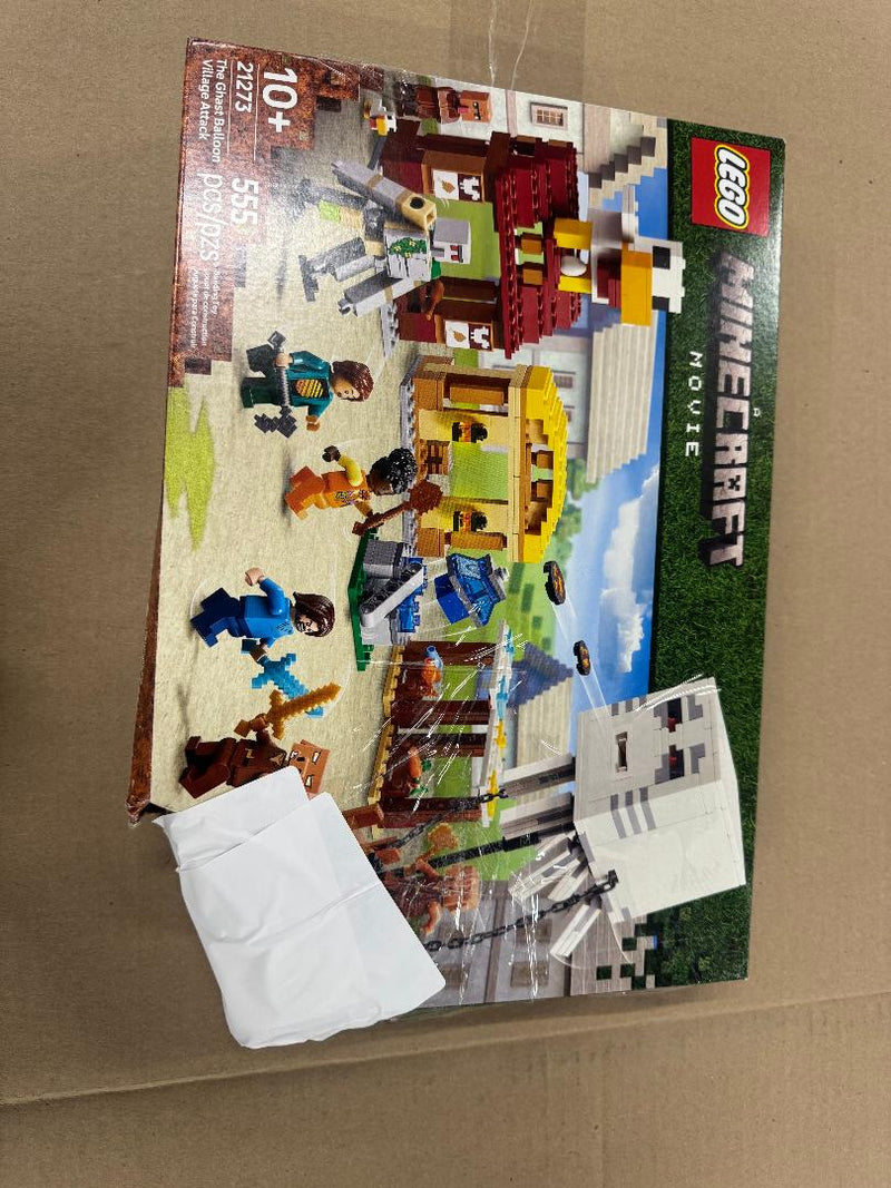 LEGO Minecraft The Ghast Balloon Village Attack 21272 SEE DETAILS
