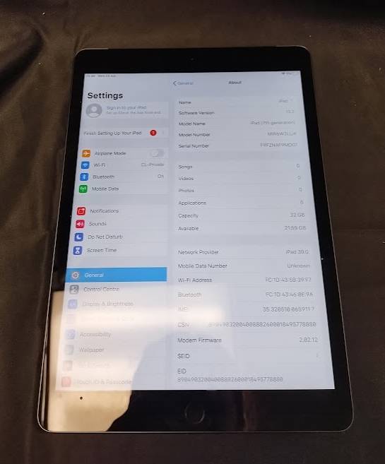 Apple Ipad (7th Gen) 32 GB - Space Gray **OPEN BOX**