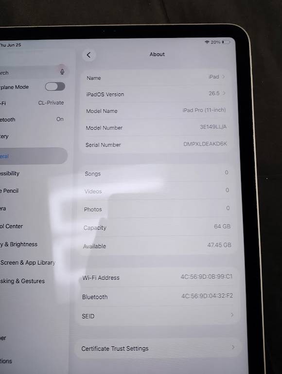 Apple Ipad Pro (11-Inch, Wi-Fi, 64GB) - Silver **PRE OWNED**