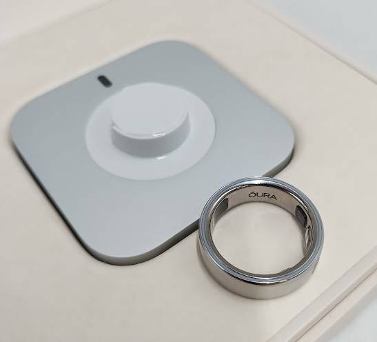 Oura Ring 5 Silver - Size 7 **PRE OWNED**