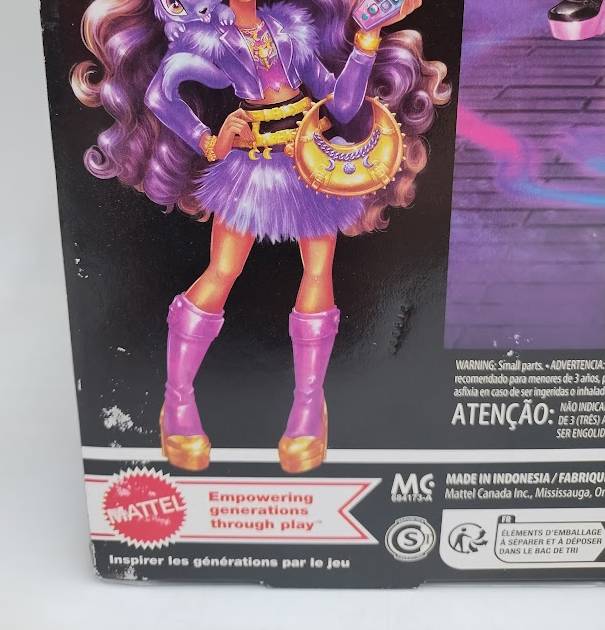 Monster High Clawdeen Wolf Fashion Doll in Furry Skirt SEE DETAILS