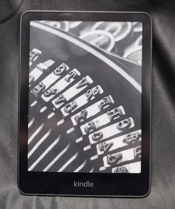 Amazon Kindle Paperwhite (2024) - Black 16GB **PRE OWNED**