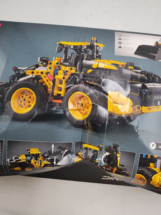 LEGO Technic Volvo L120 Electric Wheel Loader 42209 SEE DETAILS