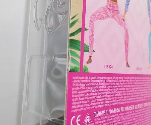 Barbie Made to Move Blonde Fashion Doll Removable Sports Top & Pants SEE DETAILS