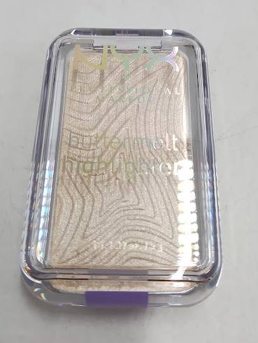 NYX Professional Makeup Buttermelt Highlighter - 01 Bright & Butta - 0.17 oz