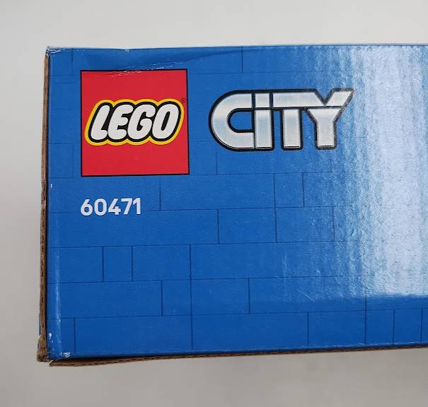 LEGO City Arctic Explorer Science Lab Truck 60471 SEE DETAILS