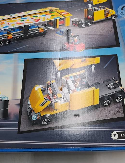 Lego City Yellow Delivery Truck Playset 60440 SEE DETAILS