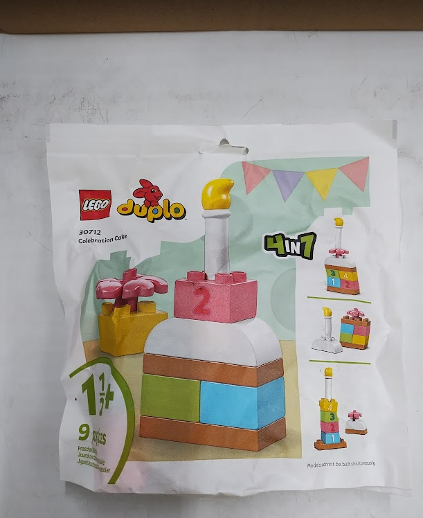 LOT OF 30 LEGO DUPLO Celebration Cake 30712