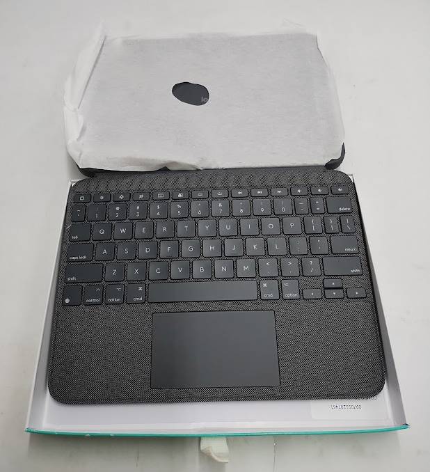 Logitech Combo Touch for iPad 10th Genand A16-Oxford Gray **OPEN BOX**
