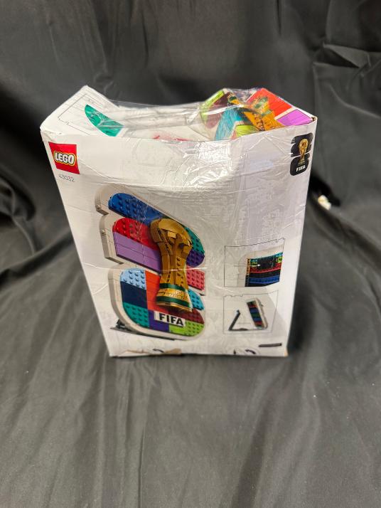 LEGO Editions FIFA World Cup 2026 Official Emblem 43032 SEE DETAILS