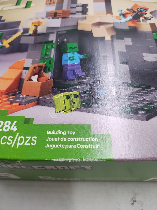 LEGO Minecraft Zombie Dungeon Building Toy 21587 SEE DETAILS
