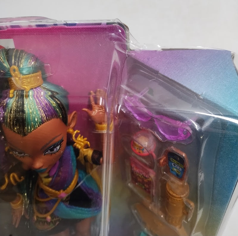 Monster High Nefera De Nile Doll with Pet Scarab Lavish SEE DETAILS